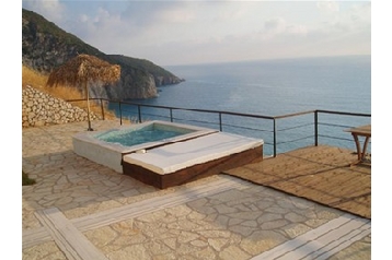 Greece Chata Agios Nikitas, Exterior